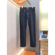 Gucci Jeans